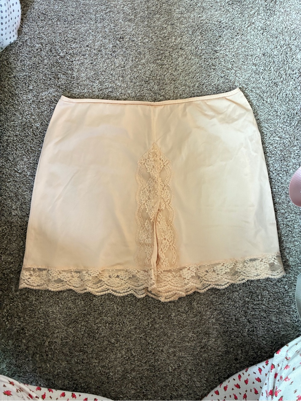 Vtg Olga slip skort